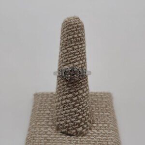 Size 7 Sterling Silver Small Diamonds Ring A1865